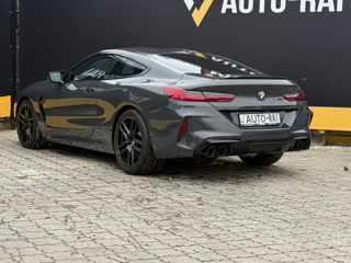 BMW M8 foto 10