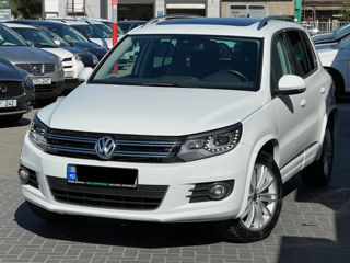 Volkswagen Tiguan foto 1