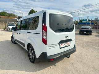 Ford Tourneo Connect фото 2
