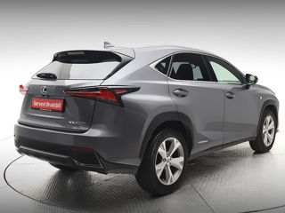 Lexus NX Series foto 2