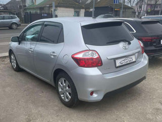 Toyota Auris foto 4