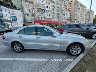 Mercedes E-Class foto 4