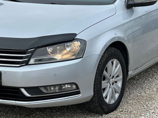 Volkswagen Passat foto 4