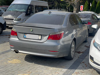 BMW 5 Series foto 3