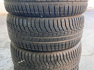 R18 235/50 Hankook Winter ICept Evo 2 foto 1