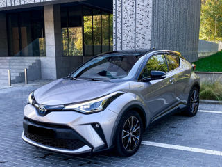 Toyota C-HR foto 3