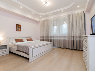 Apartament cu 3 camere, 109 m², Centru, Chișinău foto 8
