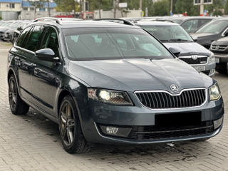 Skoda Octavia foto 4