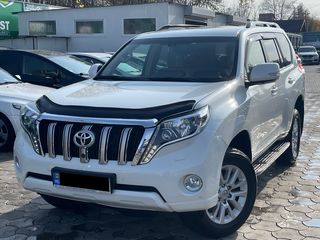 Toyota Land Cruiser Prado foto 1