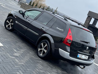 Renault Megane foto 4