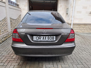 Mercedes E-Class foto 4