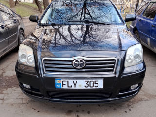 Toyota Avensis foto 7