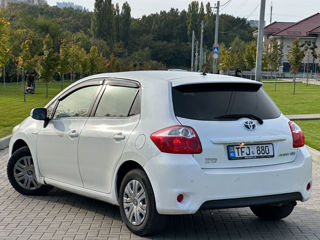 Toyota Auris foto 4