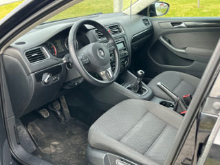 Volkswagen Jetta foto 10