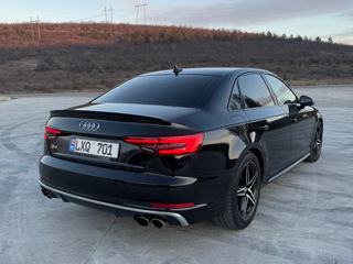 Audi S4 foto 4