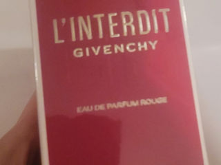 Linterdit  Rouge Givemchy . Оригинал!