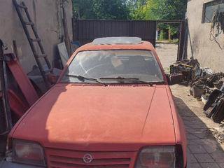 Opel Ascona foto 1