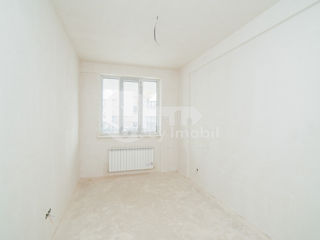 Apartament cu 2 camere, 69 m², Buiucani, Chișinău foto 5