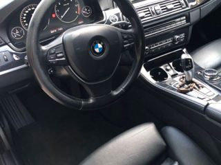 BMW 5 Series foto 10