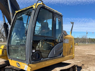 excavator de vanzare John Deere 130G foto 4