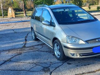 Ford Galaxy foto 7