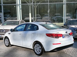 KIA Rio foto 3