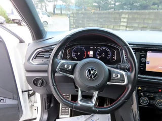 Volkswagen T-Roc foto 6