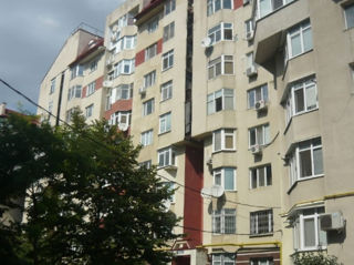 3-комн. кв., 90 м², 2/9 эт.