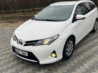 Toyota Auris foto 3