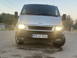 Ford Tranzit foto 4