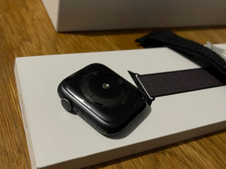 Apple Watch Series 4 44mm space gray foto 4