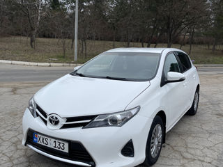 Toyota Auris foto 2