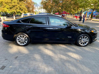 Ford Fusion foto 6