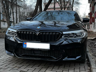 BMW 5 Series foto 6