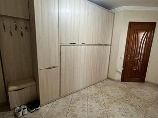 Apartament cu 2 camere, 70 m², Ciocana, Chișinău foto 7