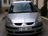 Mitsubishi Colt foto 1