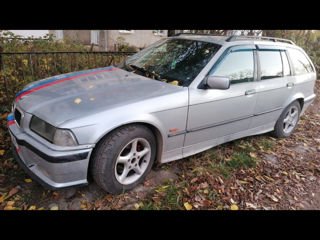 BMW 3 Series foto 4