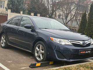 Toyota Camry foto 2