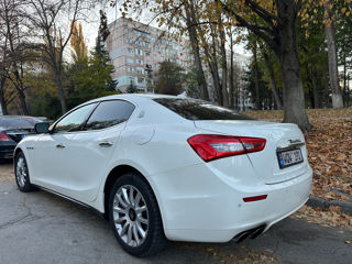 Maserati Ghibli foto 2