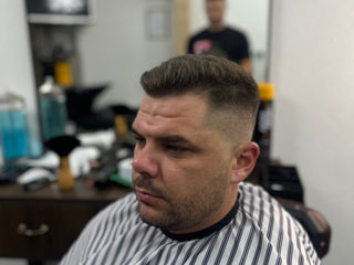 Профессиональный парикмахер (Barber) с выездом foto 3