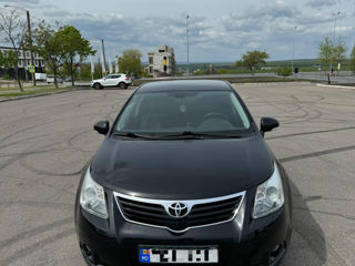 Toyota Avensis foto 8