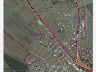 Vind teren arabil in satul Suruceni acces de  la drumul M1 Chisinau Leuseni. Pret pe ar. foto 3