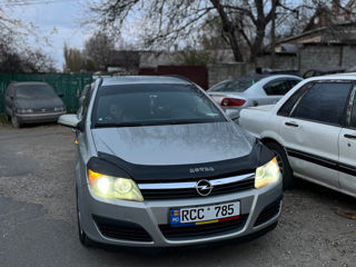 Opel Astra foto 2