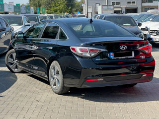 Hyundai Sonata foto 4