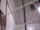 Зеркальные реечные потолки tavane din aluminiu liniare lamelare oglinda poduri lamelare oglinda foto 3