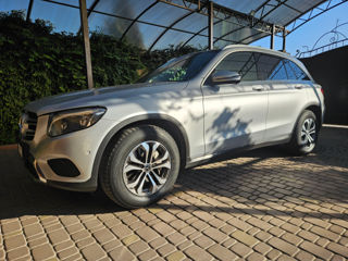 Mercedes GLC foto 9