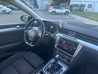 Volkswagen Passat foto 8