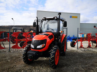 Tractor Agromax FL704C (70 CP)