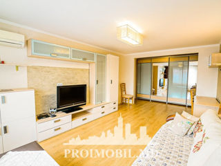 Apartament cu 2 camere, 75 m², Centru, Chișinău foto 5