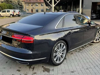 Audi A8 foto 2